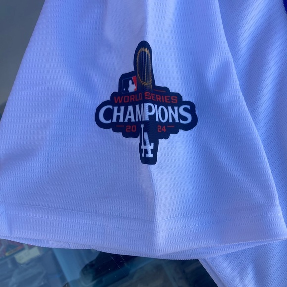 World Series Edition Shohei Ohtani #17 Nike Dodgers White Jersey - Picture 5 of 8